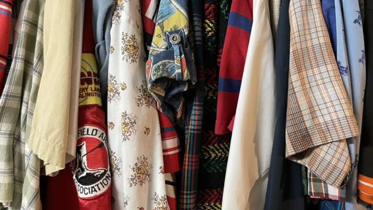 Where to Buy Vintage T-Shirts Online – Your Ultimate Shopping Guide for 2024