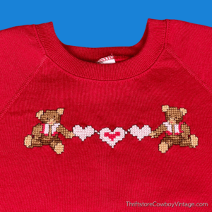 Vintage 90s Teddy Bear Heart Cross Stitch Short Sleeve Sweatshirt SMALL/MEDIUM 2